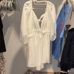 Elegant White Dress with Puff Sleeves